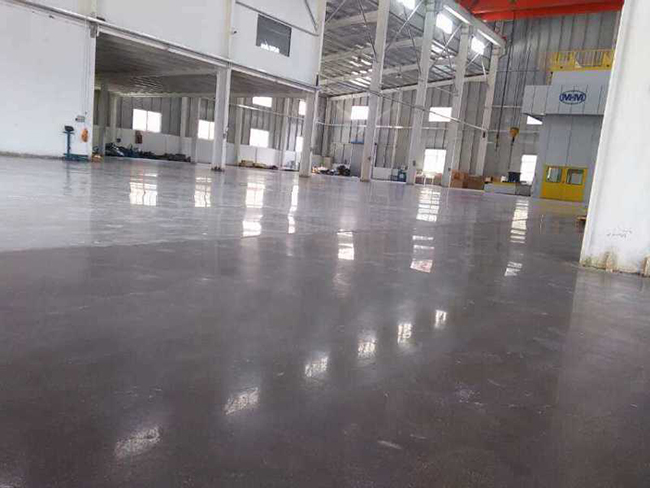 混凝土地面硬化劑地坪能使用多長(zhǎng)時(shí)間?